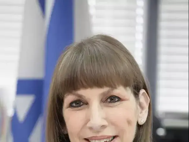 לימור לבנת (שי אוקנין)