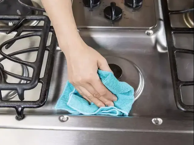 חומרי ניקוי (ShutterStock)
