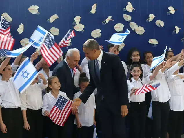 נשיא ארצות הברית בקבלת הפנים בבית נשיא המדינה שמעון פרס, מרץ 2013 (מערכת וואלה! NEWS , עמית שאבי)