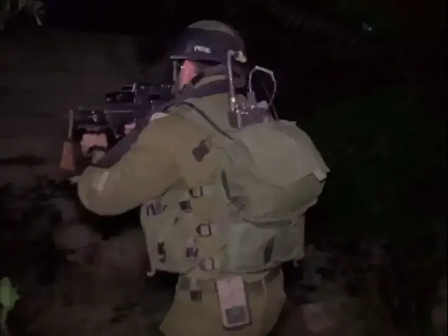 כוח צה"ל עצר הלילה פעילי חמאס באזור חברון (דובר צה"ל)