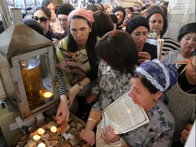 הקבר של רבי גדליה משה מזוועהיל (יח"צ , מוסדות זוועהיל)