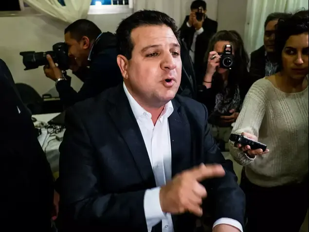 יו"ר הרשימה המשותפת איימן עודה במטה בנצרת, מרץ 2015 (יותם רונן)