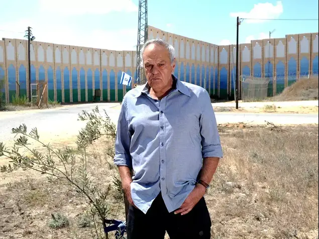 רוני דניאל בנתיב העשרה (מערכת וואלה! NEWS , צילום: רובי קסטרו
הפקה : חגית ברק)