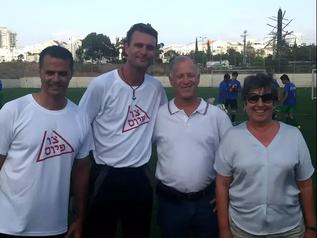 כדורגלני עבר vs ילדי צו פיוס: כך זוכרים את אורי אורבך (מערכת וואלה! NEWS , עומרי גל)