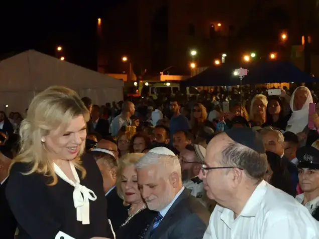שרה נתניהו באירוע לזכר הנופלים בצוק איתן בכותל המערבי, אוגוסט 2015 (מערכת וואלה! NEWS , לשכת ראש הממשלה)