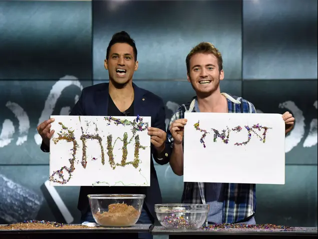 דניאל מורשת (ימין) שחר חסון (שמאל) באולפן הפסקה פעילה, פסטיגל 2015 (ראובן קסטרו)