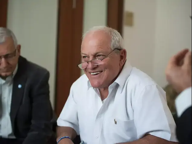 חיים כץ שר הרווחה חותם על תכנית למימוש זכויות ניצולי השואה בישראל, בית העיתונאים סוקולוב – תל אביב (ניב אהרונסון)