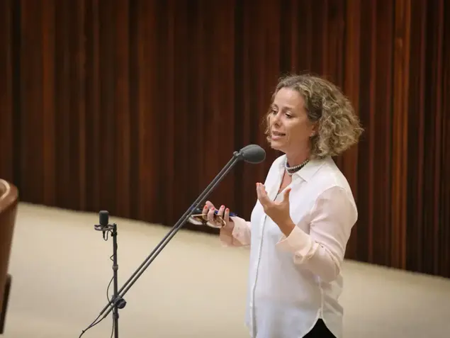 איילת נחמיאס ורבין במסגרת שעת שאלות לשר הביטחון אביגדור ליברמן , כנסת. יולי 2016 (נועם מושקוביץ)