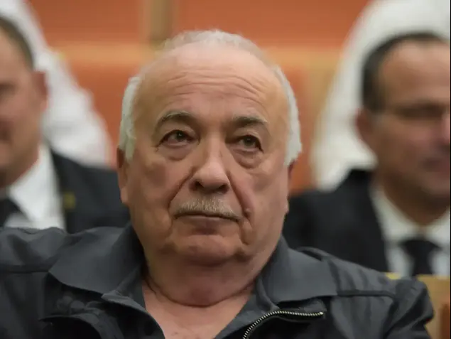 אליעזר פישמן (ניב אהרונסון)