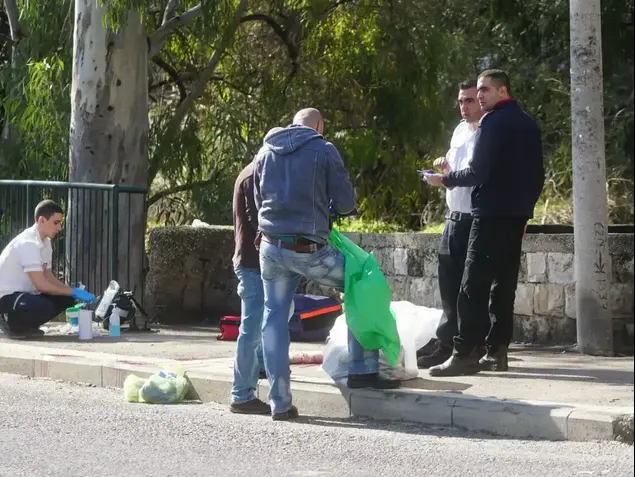 ירי ברחוב הדיבורים בחיפה, 3 בינואר 2016 (ערן גילווארג)