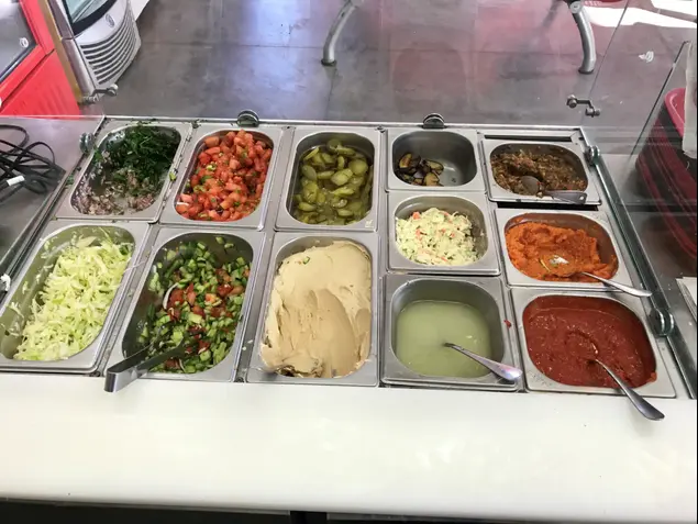 סנטיאגו, סנטיאגו כפר יונה, המונה טועם, קובי רובין (קובי רובין)