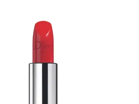שפתון אדום של דיור - Dior מסדרת Rouge Dior בגוון 080, מחיר: 176 שקלים (יח"צ)