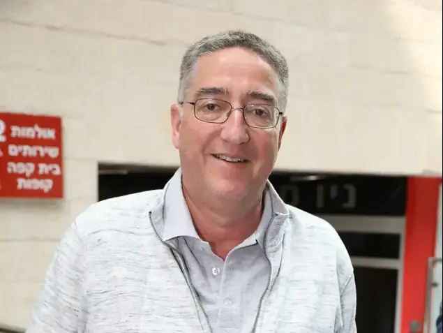יונה ויזנטל (רפי דלויה)