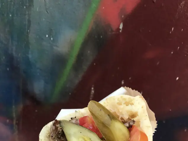 המזנון (מערכת וואלה! NEWS , יעל לאור)
