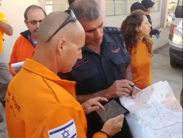 התחדשות החיפושים אחרי תלמיד ישיבה נעדר מירושלים במדבר יהודה, 20 באפריל 2017 (מערכת וואלה! NEWS , יחידת חילוץ והצלה מגילות)