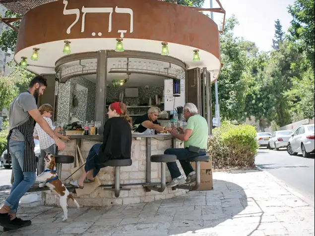 דוכן הסנדביצ'ים של רחל בן אלול (נועם מושקוביץ)