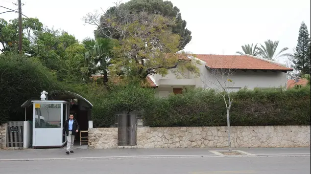 הבית של יצחק בוז'י הרצוג, רח' צה"ל 49 ת"א, 15.2.15 (ראובן קסטרו)