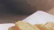 טמפורה של מיקה שרון טמפורה של מיקה שרון (על השולחן)
