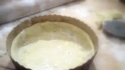 הכנת בצק פריך לטארט הכנת בצק פריך לטארט (דנה מלמד)