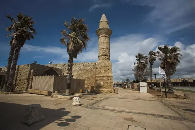 קיסריה (דורון ניסים)