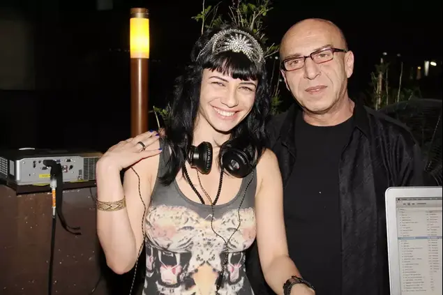 נינט טייב, רמי פורטיס (יח"צ , ראובן שניידר)