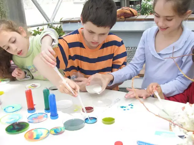 ילדים בפסטיבל "חלב על הזמן" בגן המדע במכון ויצמן, רחובות (יח"צ , צילום: דודי לזר)