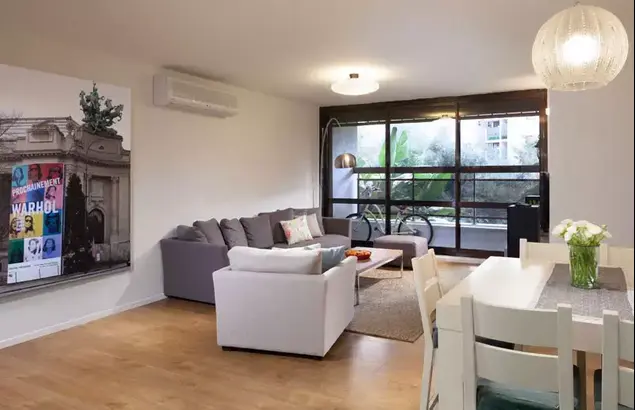 דירה בצפון תל אביב, מעצבת פנים: גל ברק (בנין ודיור , שי אפשטיין)