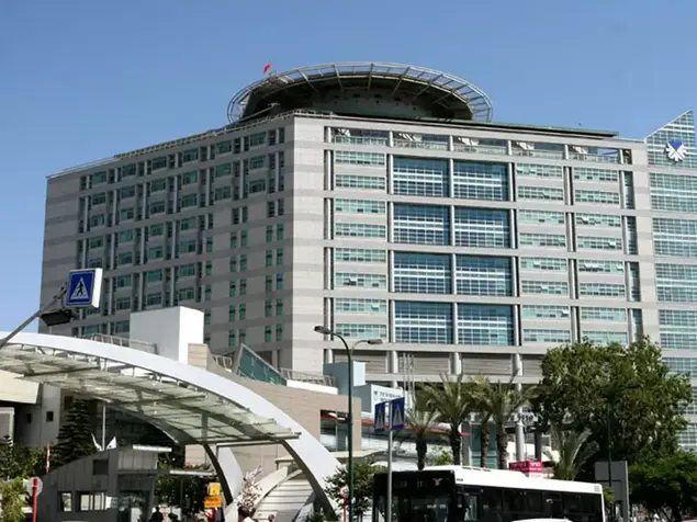 בית חולים איכילוב (שרון בוקוב)
