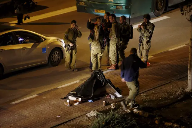 פיגוע ירי ליד אלון שבות. נובמבר 2015 (רויטרס)