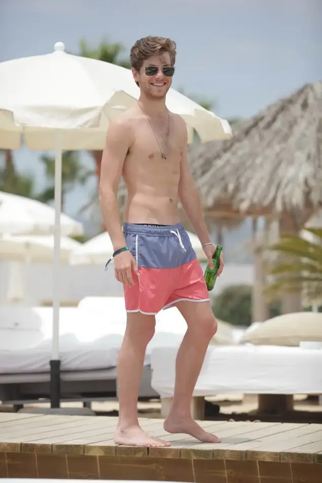 מייקל לואיס גפן ברקאי איביזה (שוקה כהן)