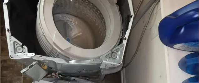 מכונת כביסה סמסונג שהתפוצצה (צילום מסך)