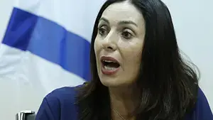 שרת התרבות מירי רגב במסיבת עיתונאים לאחר טקס פרסי אופיר (מגד גוזני)