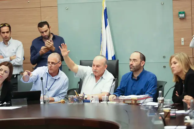 וועדה משותפת לוועדת חוקה וועדת חוץ וביטחון בדיון בהצעות חוק ההסדרה, כנסת. נובמבר 2016 (נועם מושקוביץ)
