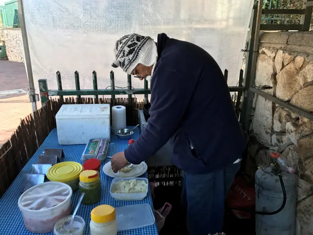 דוכן הבוריקה של עופר בקציר (קובי רובין , קובי רובין)