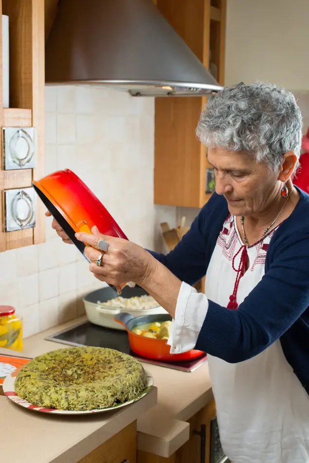 גונדי איספהאן (יח"צ , דרור עינב)
