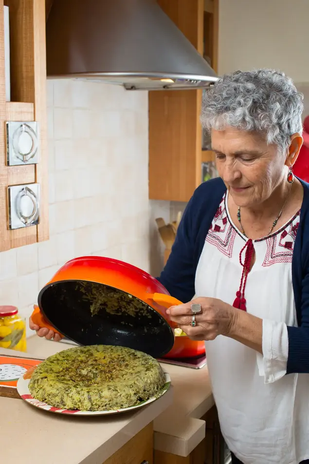 גונדי איספהאן (יח"צ , דרור עינב)