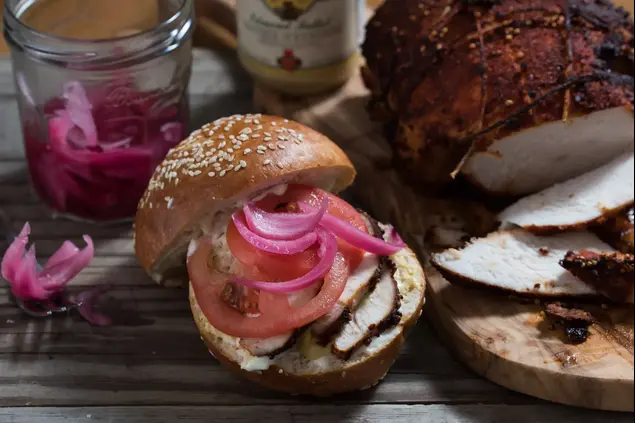 פסטרמה הודו ביתית (נמרוד סונדרס , יח"צ)