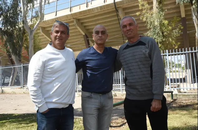 יעקב אקהויז, משה סיני, גילי לנדאו שחקני הפועל תל אביב לשעבר (ברני ארדוב)