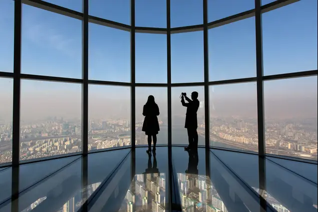 מגדל Lotte World Tower בסיאול (GettyImages)