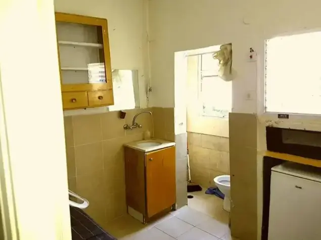 מצעד דירות לא ראויות למגורים נדלן (צילום מסך , עמוד הפייסבוק דירות בישראל שמדכאות אותי)