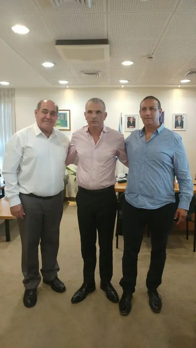 דוד אזולאי ראש מועצת מטולה שר האוצר משה כחלון גבי נעמן ראש מועצת שלומי (יח"צ)
