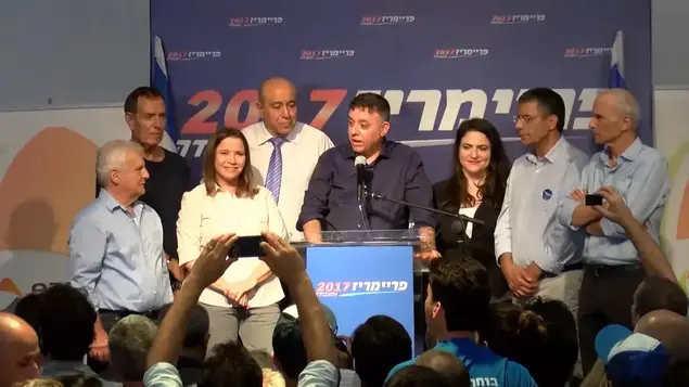 אבי גבאי עולה לנאום לאחר הנצחון בראשות העבודה 10 ביולי 2017 (ברני ארדוב , ברני ארדוב)