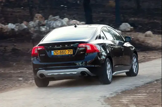 מבחן וולוו S60 (יח"צ , רונן טופלברג)