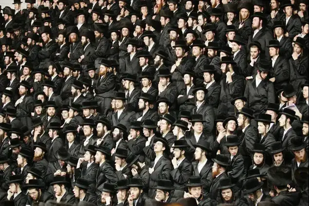 חתונת נכדתו של האדמו"ר מוישניץ בבני ברק, פברואר 2011 (שי אוקנין)