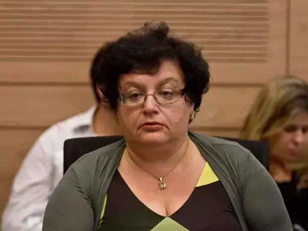חברת הכנסת מרינה סולודקין בועדה הכלכלה בדיון מיוחד בעקבות הסחר עם איראן, מאי 2011 (מגד גוזני) חברת הכנסת מרינה סולודקין בועדה הכלכלה בדיון מיוחד בעקבות הסחר עם איראן, מאי 2011 (מגד גוזני)