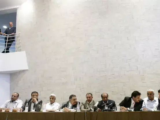קצינים בכירים שערקו מצבא לוב מקיימים מסיבת עיתונאים ברומא, איטליה, 30 במאי 2011 (AP , Riccardo De Luca) קצינים בכירים שערקו מצבא לוב מקיימים מסיבת עיתונאים ברומא, איטליה, 30 במאי 2011 (AP , Riccardo De Luca)