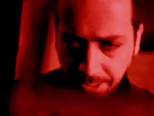 אסף ארליך בקליפ לשיר "סוס משוגע" (יח"צ , רם גיל וקובי פלשמן) אסף ארליך בקליפ לשיר "סוס משוגע" (יח"צ , רם גיל וקובי פלשמן)