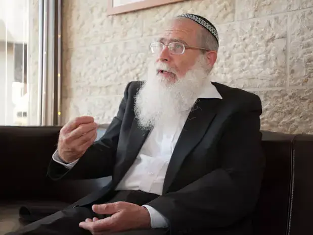 אליקים לבנון , רב היישוב אלון מורה, ראש ישיבת ברכת יוסף ביישוב, חבר הנהלת מועצת יש"ע המתחדשת, חבר ועד רבני יש"ע ורב אזורי של השומרון, יולי 2011 (עומר מירון) אליקים לבנון , רב היישוב אלון מורה, ראש ישיבת ברכת יוסף ביישוב, חבר הנהלת מועצת יש"ע המתחדשת, חבר ועד רבני יש"ע ורב אזורי של השומרון, יולי 2011 (עומר מירון)