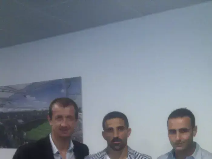 משה אוחיון מוצג בקבוצתו החדשה בפולין, לגיה ורשה (יח"צ) משה אוחיון מוצג בקבוצתו החדשה בפולין, לגיה ורשה (יח"צ)