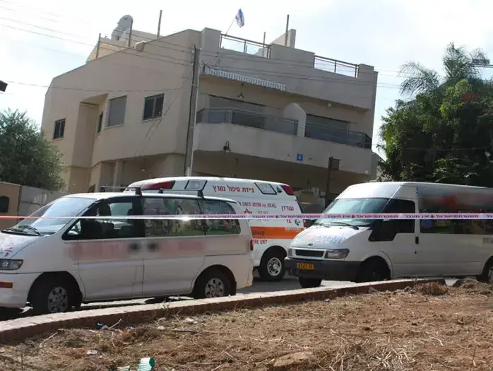 בת שלוש נשכחה ברכב הסעות בנתניה, יולי 2011 (שלומי גבאי) בת שלוש נשכחה ברכב הסעות בנתניה, יולי 2011 (שלומי גבאי)